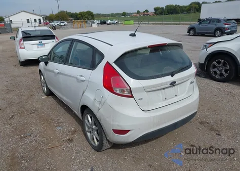 2019 Ford Fiesta Se z USA, uszkodzony, nr VIN 3FADP4EJ9KM137837